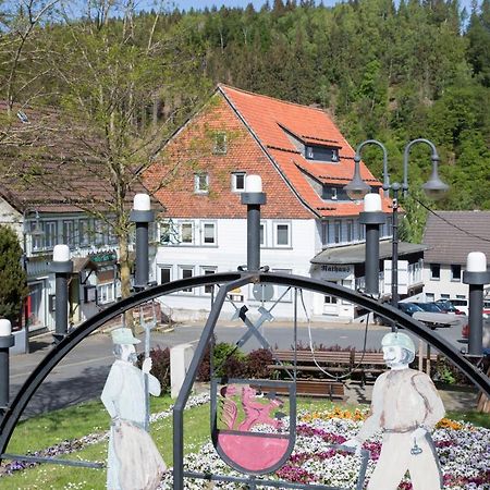Historisches Hotel Rathaus 劳滕塔尔 外观 照片