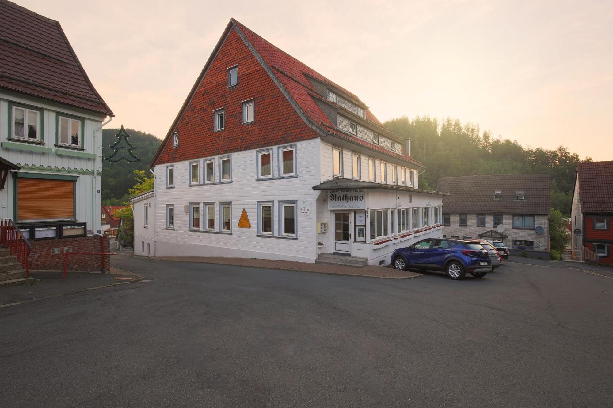 Historisches Hotel Rathaus 劳滕塔尔 外观 照片